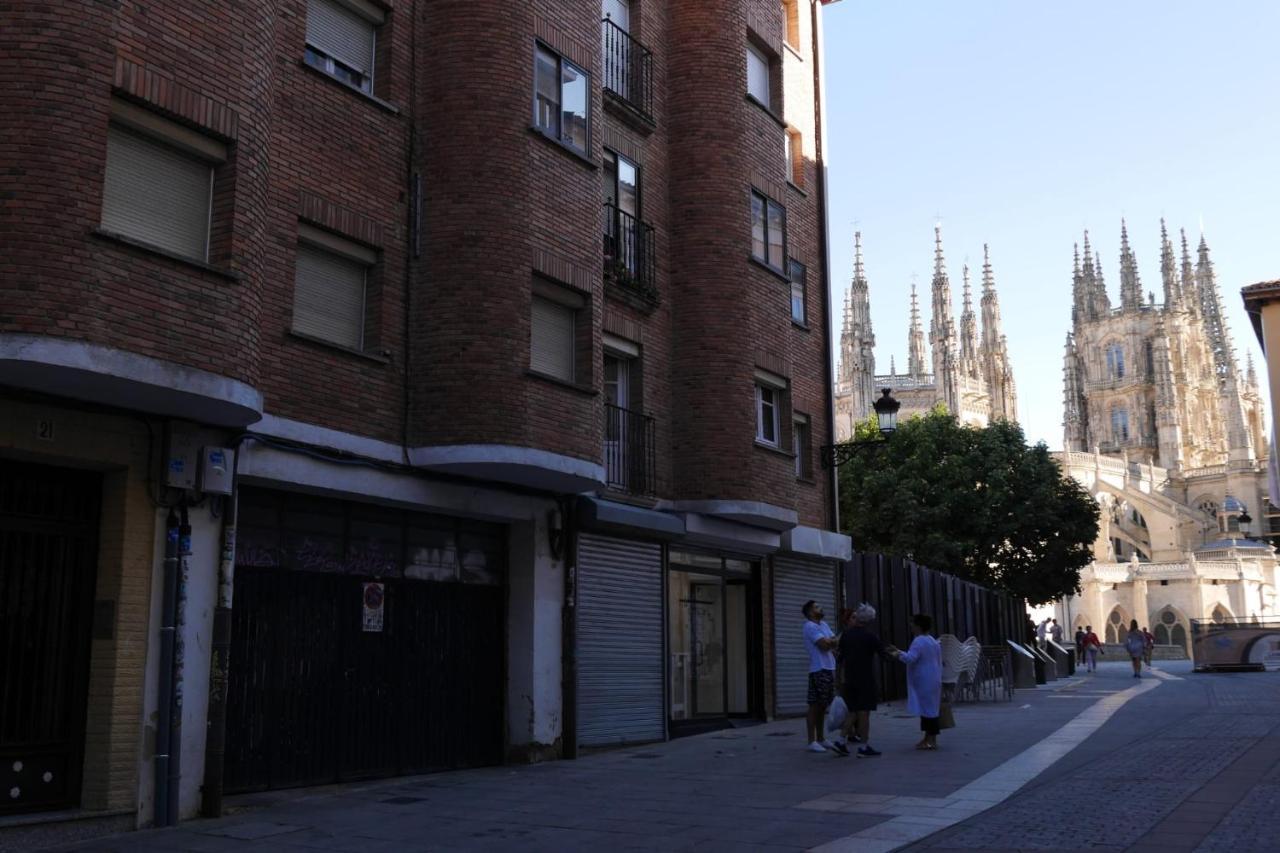 Vivienda En Perfecta Ubicacion Al Lado De La Catedral De Burgos Atuaire Apartment Exterior foto